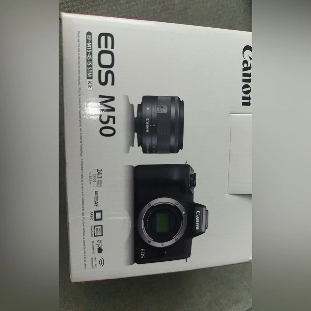 Canon EOS M50 Camera
